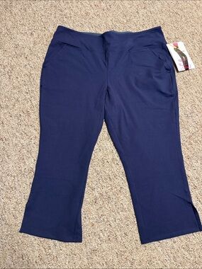 Women with Control Navy Shaping Capri Pants